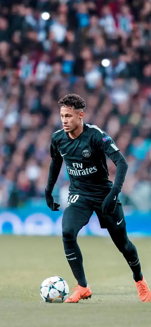 更彰显了出 更彰显了出